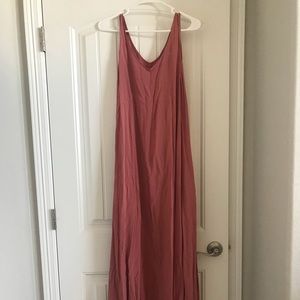 Blush maxi dress with pockets